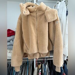 Alo Yoga Foxy Sherpa Jacket